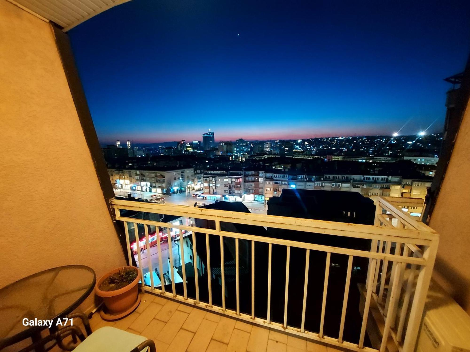 Gorgeous Apartment With City View In The City Center Prishtinë Luaran gambar